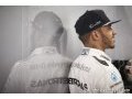 Hamilton must be 'driver' not 'rapper' for 2016 title