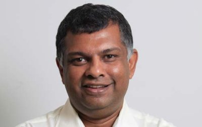 It’s on : Tony Fernandes vs Richard Branson