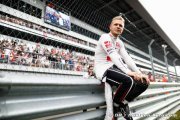 Magnussen 'established' in F1 now - father