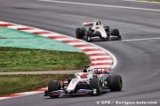 Harponné par Alonso, Schumacher a tout de même facilement dominé Mazepin
