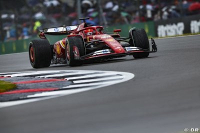Vasseur&nbsp;: Leclerc fait des erreurs car il est ’à la limite de la voiture’