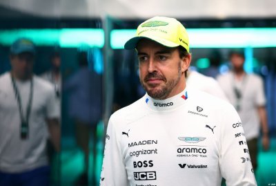 Alonso comprend le refus de Newey de se pencher sur l’AMR25
