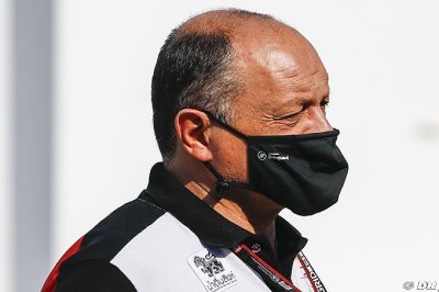 Vasseur&nbsp;: Alfa Romeo n’a pas eu les points en rapport avec sa performance
