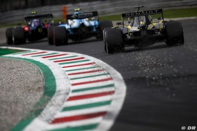 F1 adopted ’let drivers race’ policy - Masi