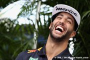 Ricciardo : Faites que les grid girls restent !