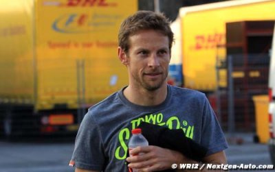 Button souhaite bonne chance à Paddy Lowe