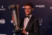 'Je vis le rêve de tout pilote' : Norris a reçu son trophée de champion du monde