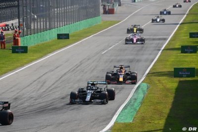 La fin des modes moteurs a-t-elle nui aux dépassements, ou surtout aux Mercedes F1&nbsp;?