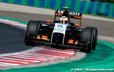 Les deux Force India dans les murs hongrois