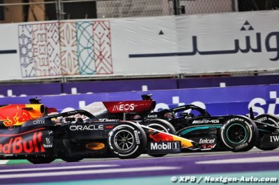 Hamilton s’impose mais admet une course ’rude’ face à Verstappen