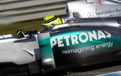 Mercedes dévoile une vidéo officielle de sa F1 W03