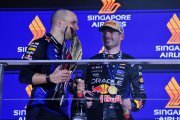 Embrayage, déploiement d'énergie, panne radio : Verstappen a encore failli tout perdre à Singapour