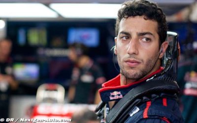 Ricciardo heureux d’avoir battu Webber à Singapour