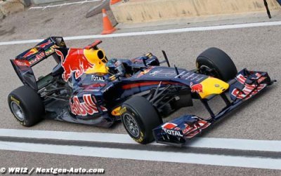 Valence&nbsp;: Vettel devant à la mi-journée