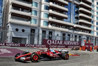 McLaren F1&nbsp;: Piastri était ’trop loin de Leclerc’ pour réussir un doublé