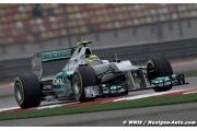 Mercedes fête sa première ligne 100% flèches d'argent 
