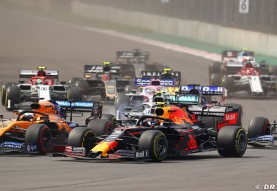 Albon reçoit les éloges de Hamilton après le Mexique