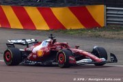 Photos - La Ferrari SF-25 en piste à Fiorano