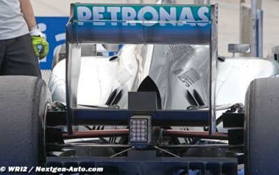 No quick fix for Mercedes rear wing problem
