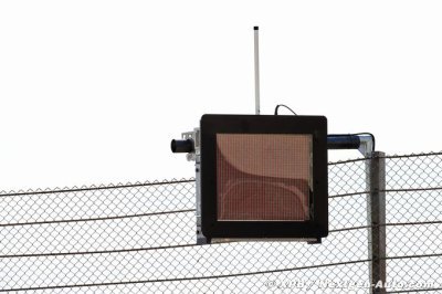 La FIA et la FIM imposent aux circuits de posséder leurs propres panneaux lumineux