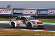 Loeb se fait sa place en WTCC