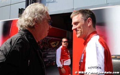 Briatore : Ferrari devrait avoir une base en Angleterre