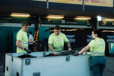 Aston Martin F1 a dû récupérer du matériel à Sakhir pour aller à Sepang