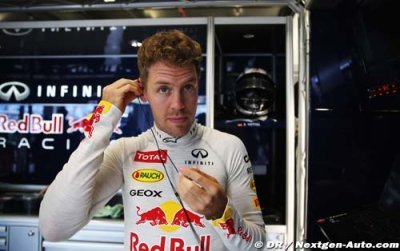 Vettel quiet as contract extension reports gain speed