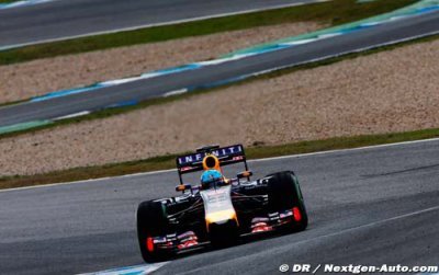 Vettel leaves Jerez as Newey laments car design delay