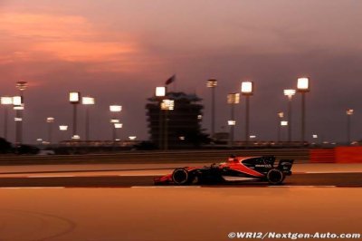 Alonso&nbsp;: Vandoorne a peut-être eu de la chance de ne pas faire la course