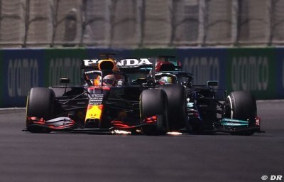 Masi explique le jugement tardif de l’incident entre Hamilton et Verstappen