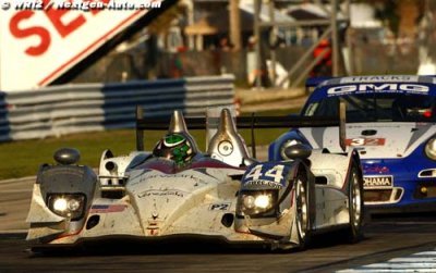 Une bonne tenue des châssis HPD ARX-03 à Sebring