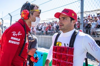 Sainz ’disappointed’ in Netflix’s Ferrari episode