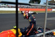 Verstappen s'en veut 'un peu' pour son erreur