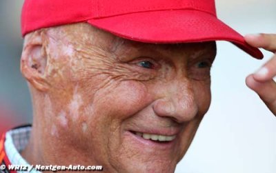 Lauda&nbsp;: Hamilton pilote comme un dieu