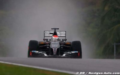 Sauber planche sur une voiture plus légère pour Barcelone