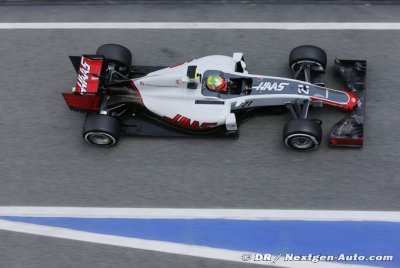 Haas drivers unhappy in Spain