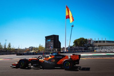 Norris signe une pole inattendue au GP d’Espagne devant Antonelli et Verstappen