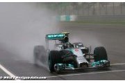Rosberg a eu des soucis au freinage