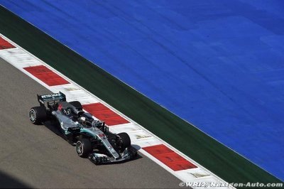 Hamilton wins in Russia ahead of Bottas as Mercedes employ team orders
