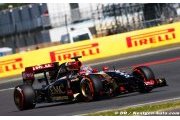 Grosjean on move as Lotus shifts gear