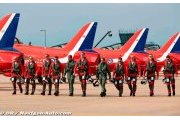 Hamilton's flying lap with the RAF Red Arrows before Silverstone