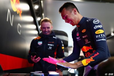 Alex Albon confirmed at Red Bull Racing for 2020
