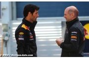 Mark Webber avertit la concurrence