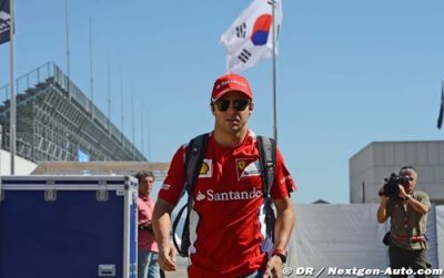 Massa denies ’good mood’ means new contract signed