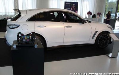 Découvrez le Infiniti FX Vettel en photos et vidéo