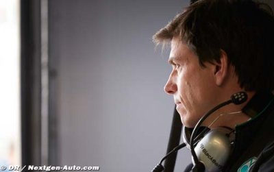 Wolff sells 5pc Williams stake