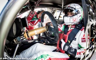 Macao, Libres 1&nbsp;: Tarquini et Monteiro en pointe pour Honda