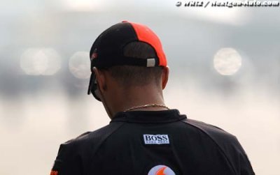 Hamilton se défend d’avoir été assisté