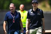 Verstappen's father en route to Zandvoort